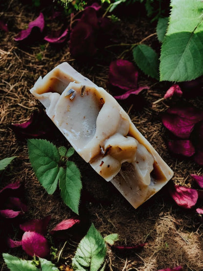 Secret Garden (marjoram, grapefruit & lavender)